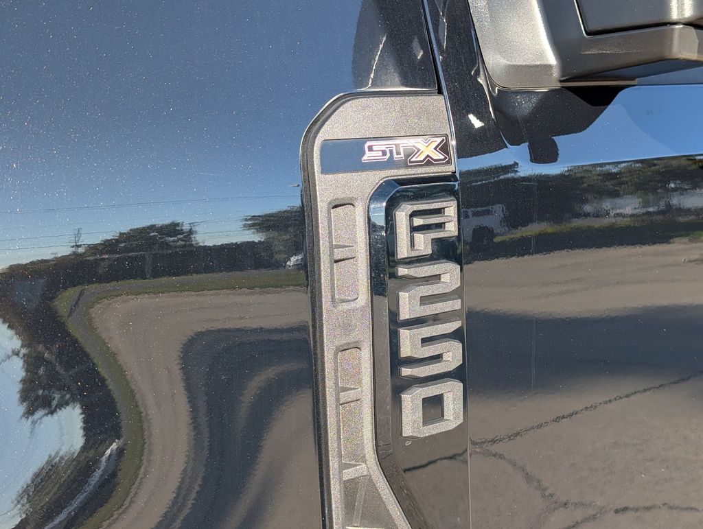 2026 Ford F-250 Super Duty XL - Photo 10