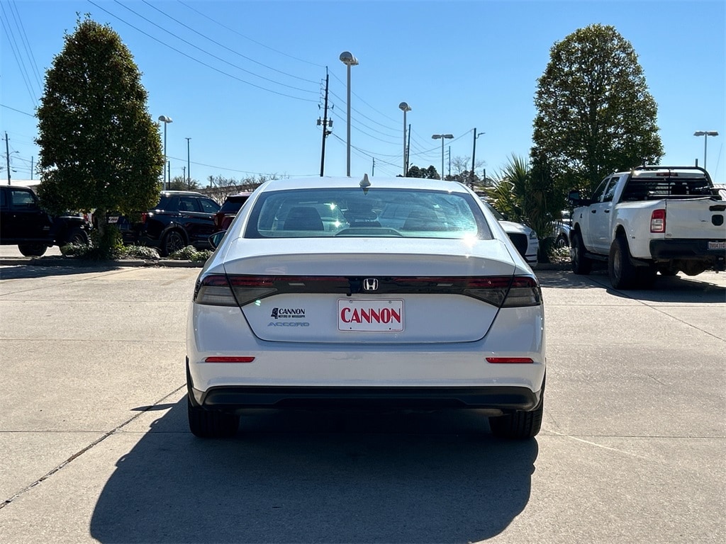Used 2024 Honda Accord EX Sedan