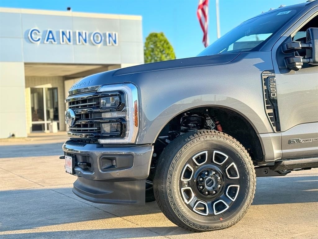 New 2026 Ford F-250 Platinum Truck Crew Cab