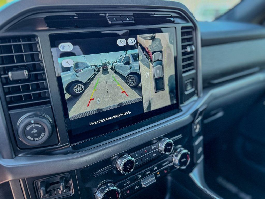 2025 Ford F-150 XLT - Photo 11