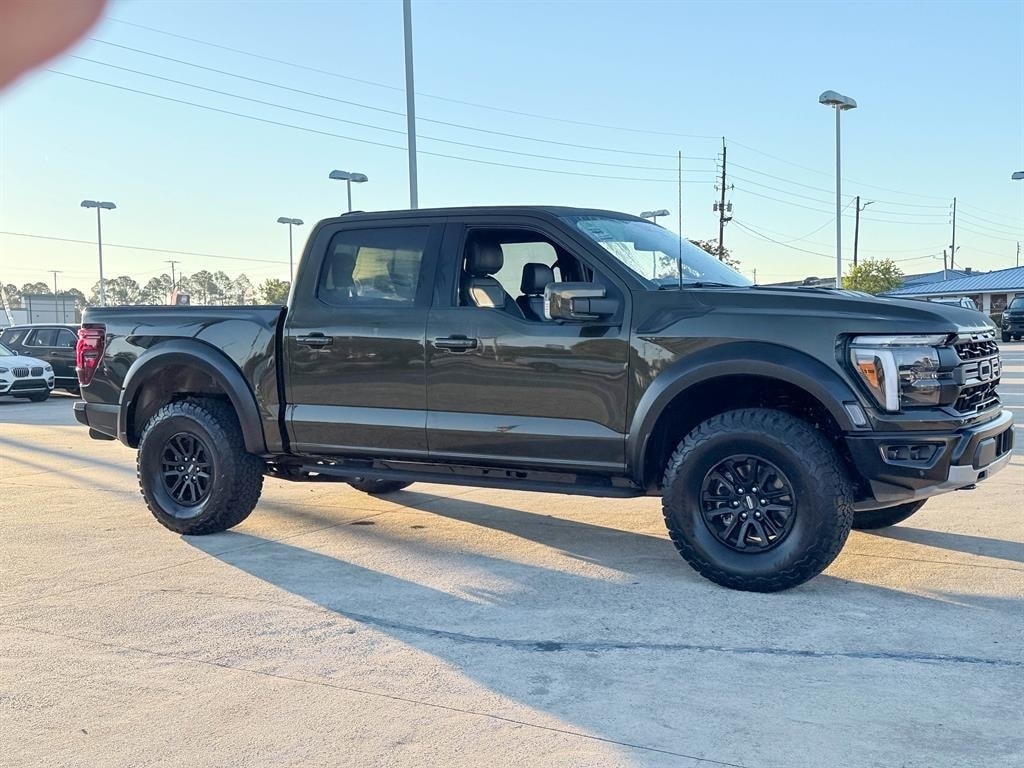 New 2025 Ford F-150 Raptor Truck SuperCrew Cab