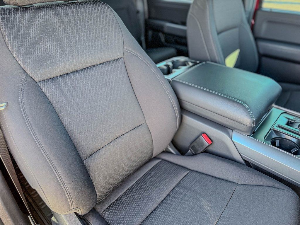 2025 Ford F-150 XLT - Photo 7