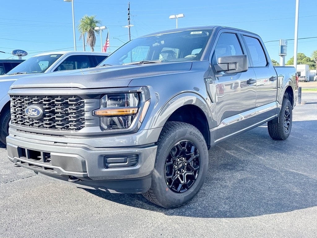2025 Ford F-150 STX's photo