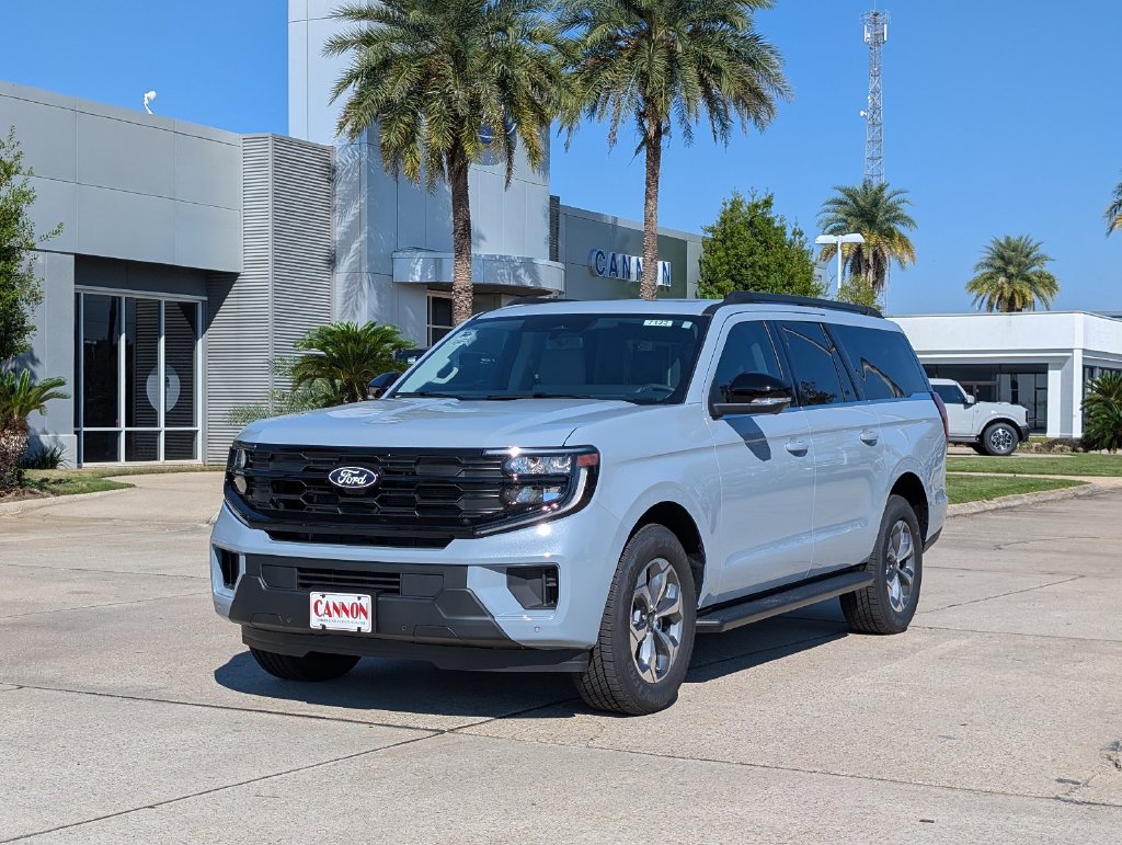 2027 Ford Expedition Max Active SUV
