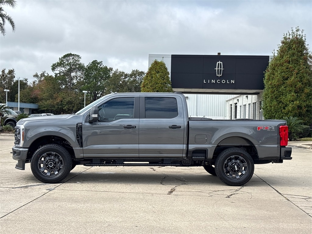 New 2026 Ford F-250 XL Truck Crew Cab