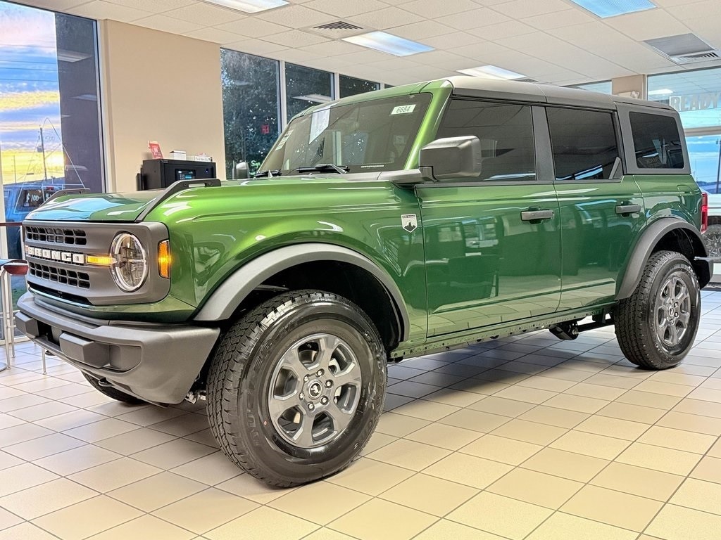 2025 Ford Bronco 4-Door Big Bend's photo