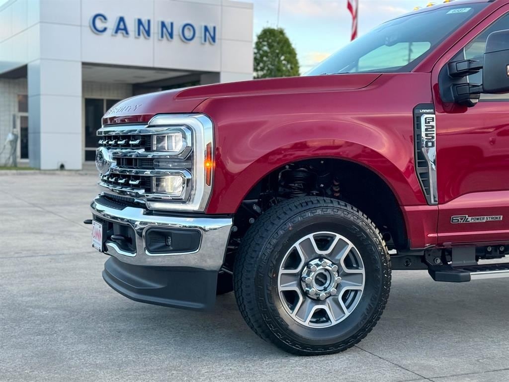 New 2026 Ford F-250 Lariat Truck Crew Cab
