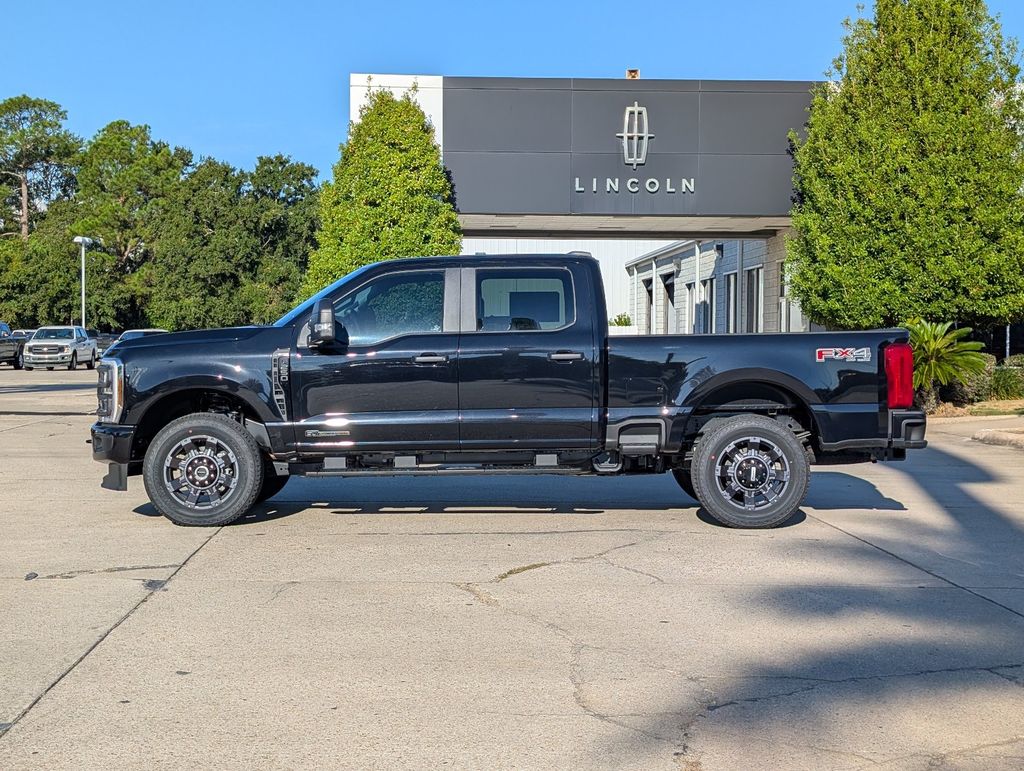 2026 Ford F-250 Super Duty XL - Photo 2