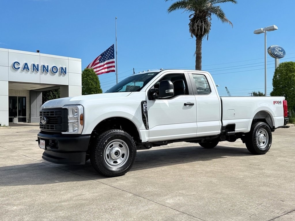 New 2025 Ford F-350 XL Truck Super Cab