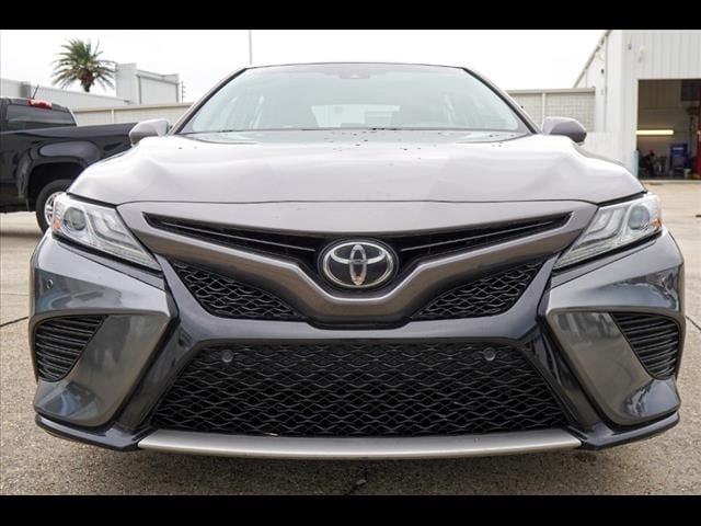 Used 2018 Toyota Camry XSE with VIN 4T1B61HK2JU088056 for sale in Pascagoula, MS