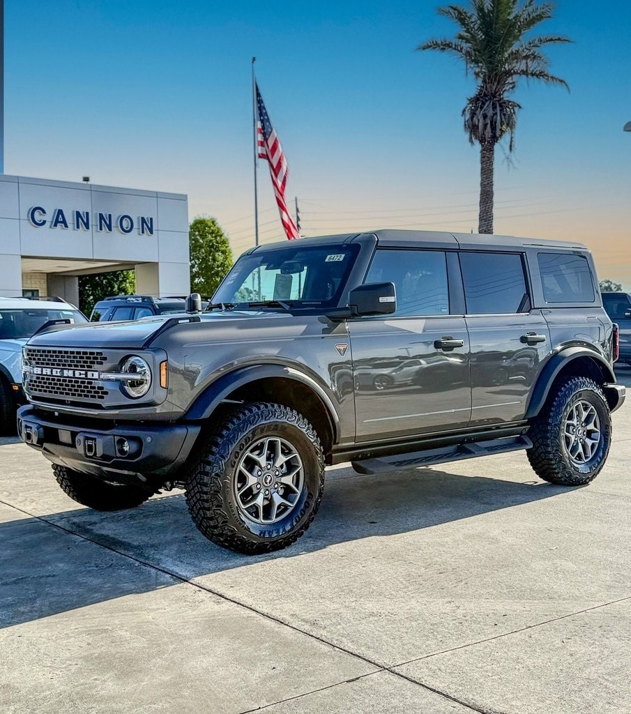 2025 Ford Bronco 4-Door Badlands's photo