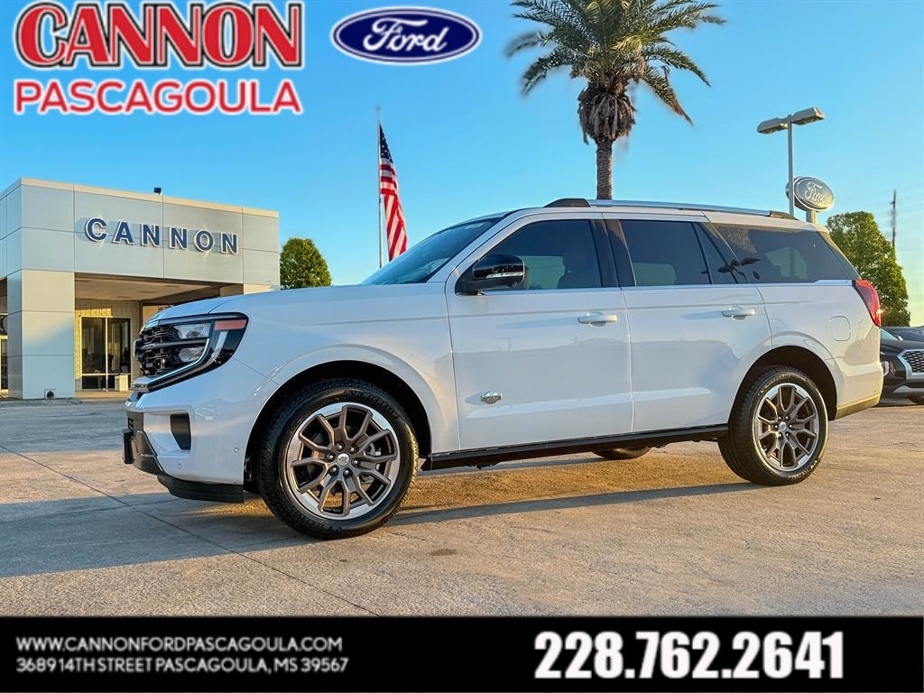 2025 Ford Expedition King Ranch's photo