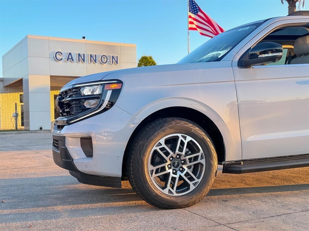 New 2025 Ford Expedition Max Active SUV