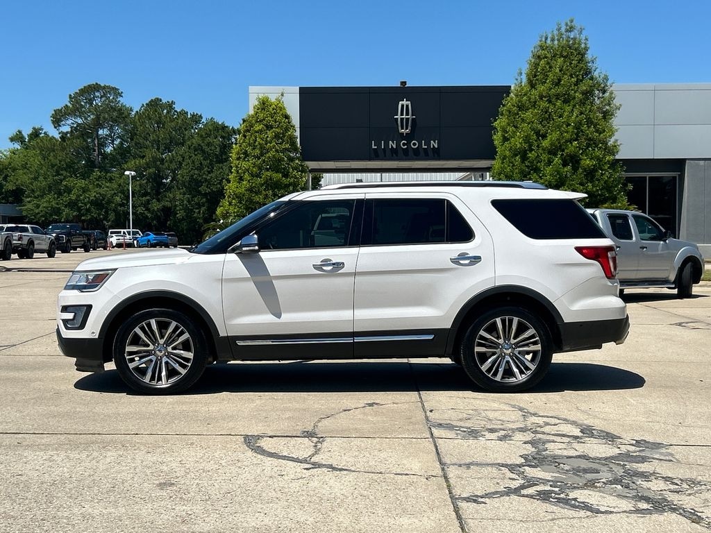 Used 2017 Ford Explorer Platinum SUV