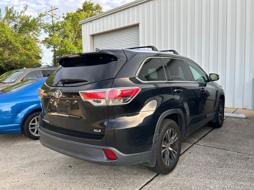 Used 2016 Toyota Highlander XLE V6 SUV