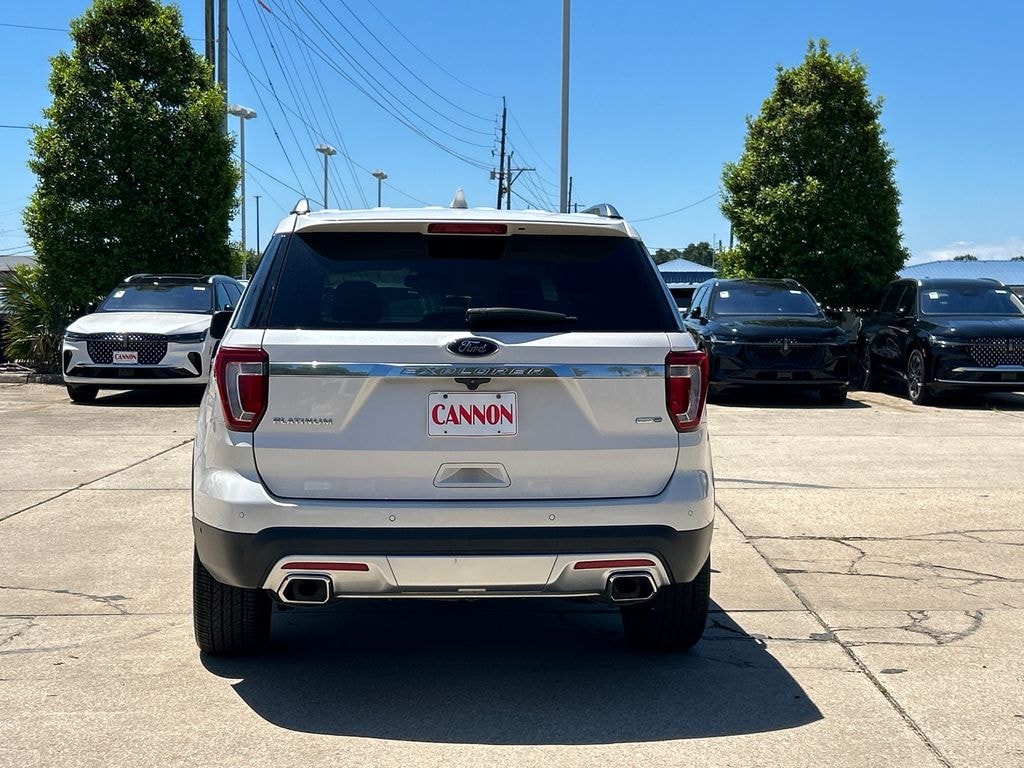 Used 2017 Ford Explorer Platinum SUV