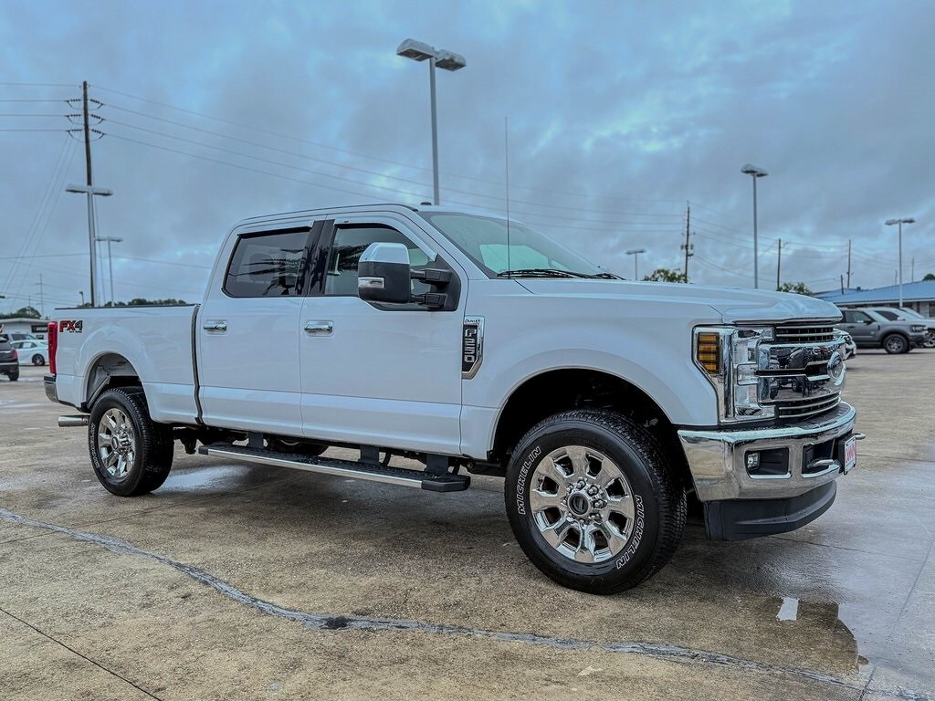 2018 Ford F-250 Lariat photo 3