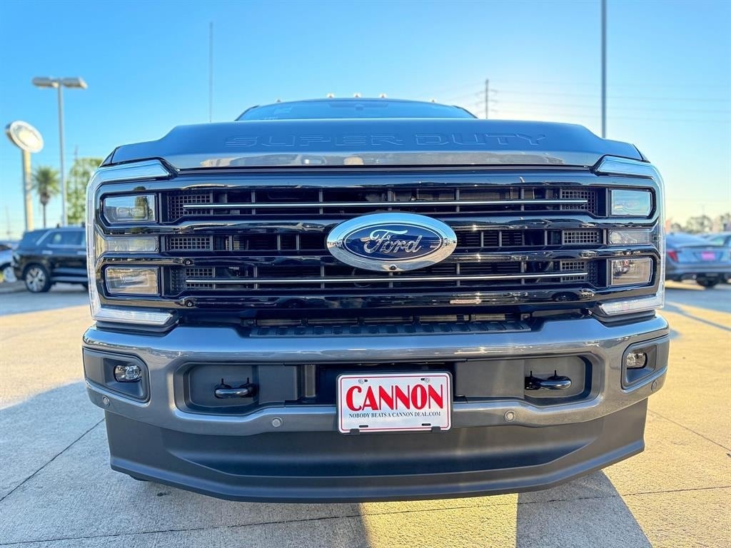 New 2026 Ford F-250 Platinum Truck Crew Cab