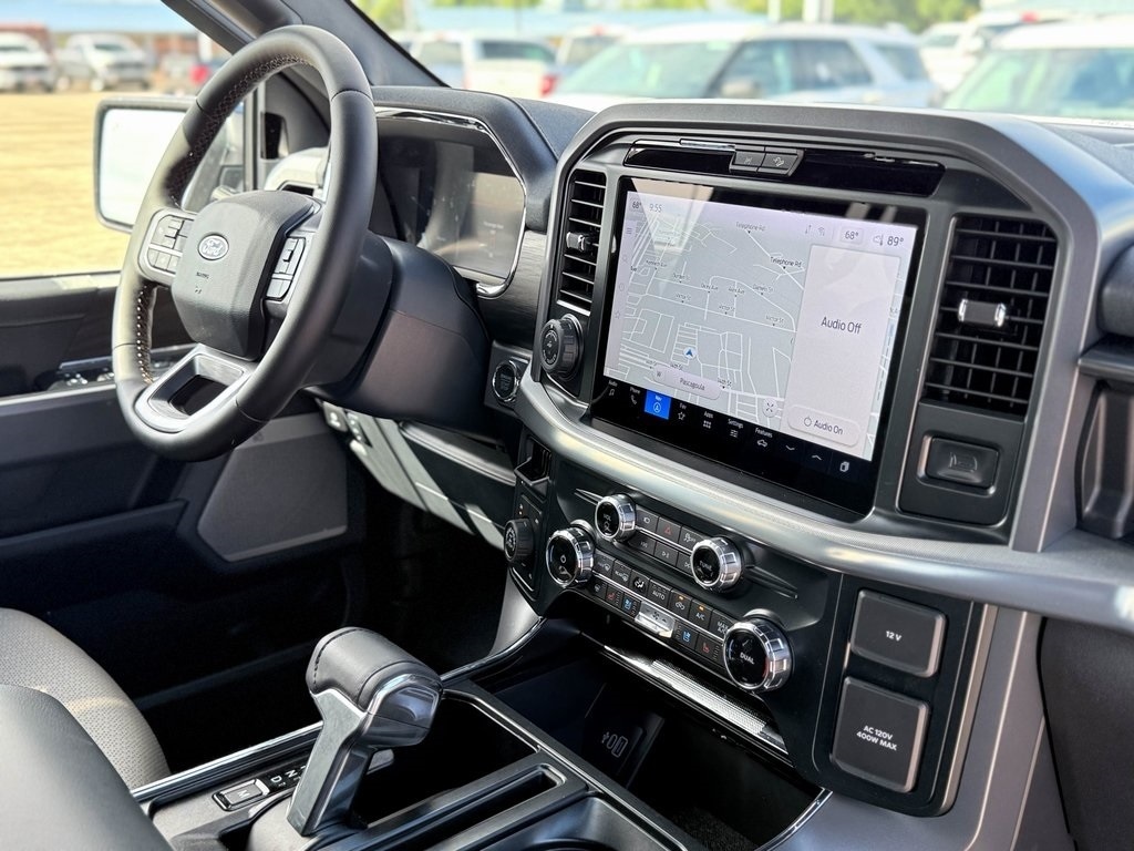 New 2025 Ford F-150 Lariat Truck SuperCrew Cab