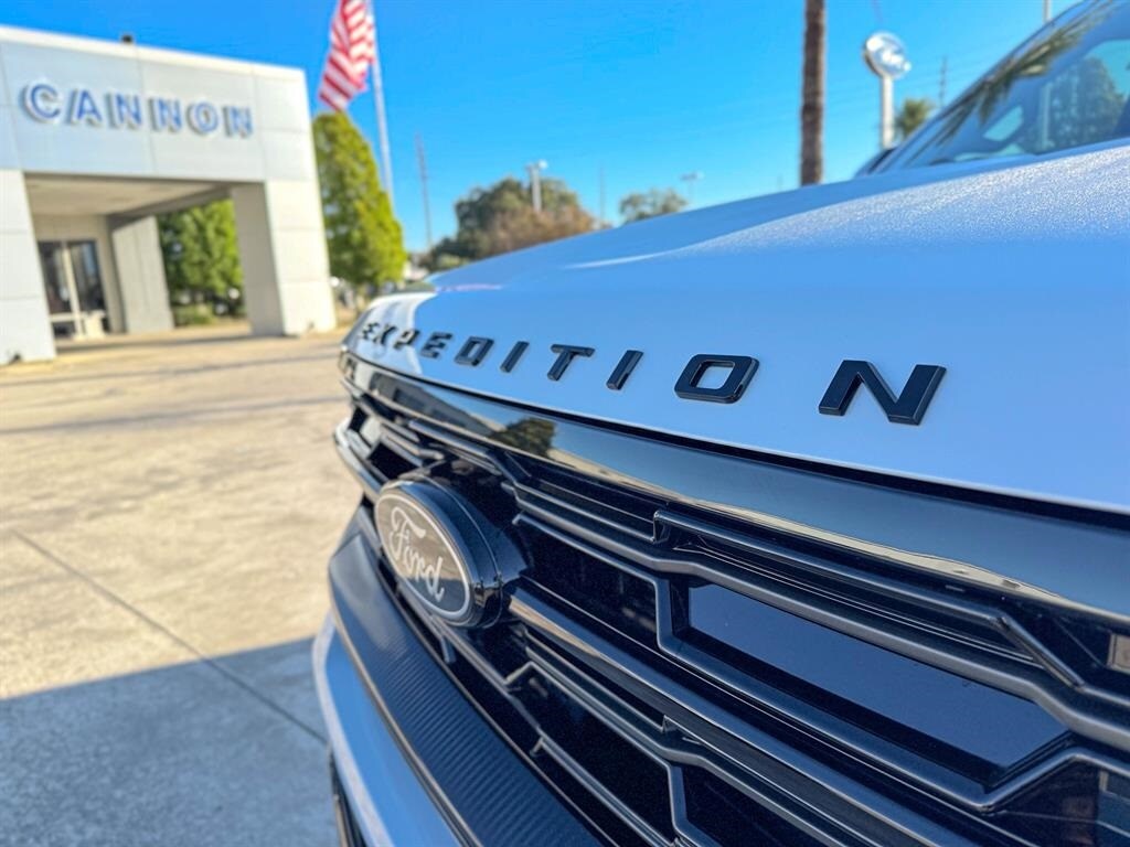 New 2025 Ford Expedition Platinum SUV