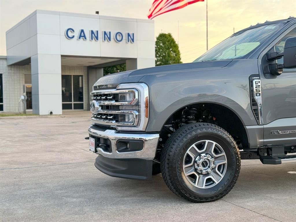New 2026 Ford F-250 Lariat Truck Crew Cab