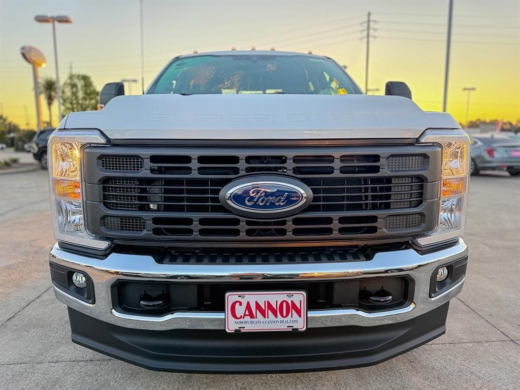 New 2026 Ford F-250 XL Truck Crew Cab