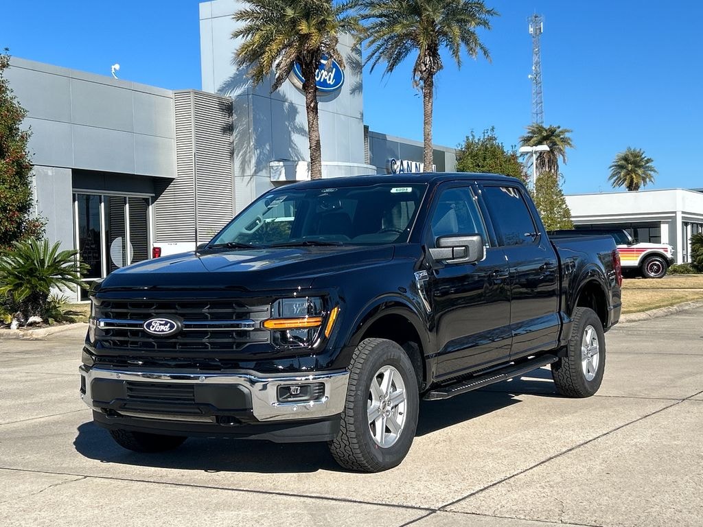 New 2026 Ford F-150 XLT Truck SuperCrew Cab