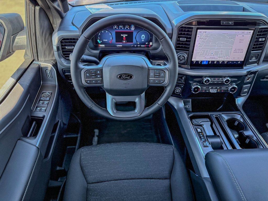 2025 Ford F-150 XLT - Photo 20