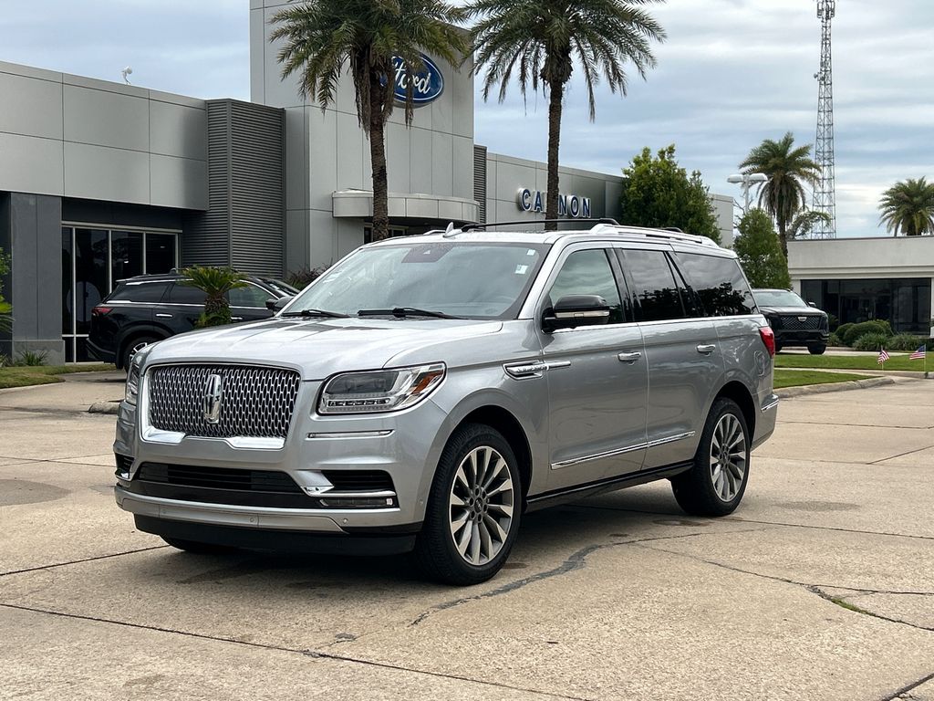 2020 Lincoln Navigator Reserve's photo