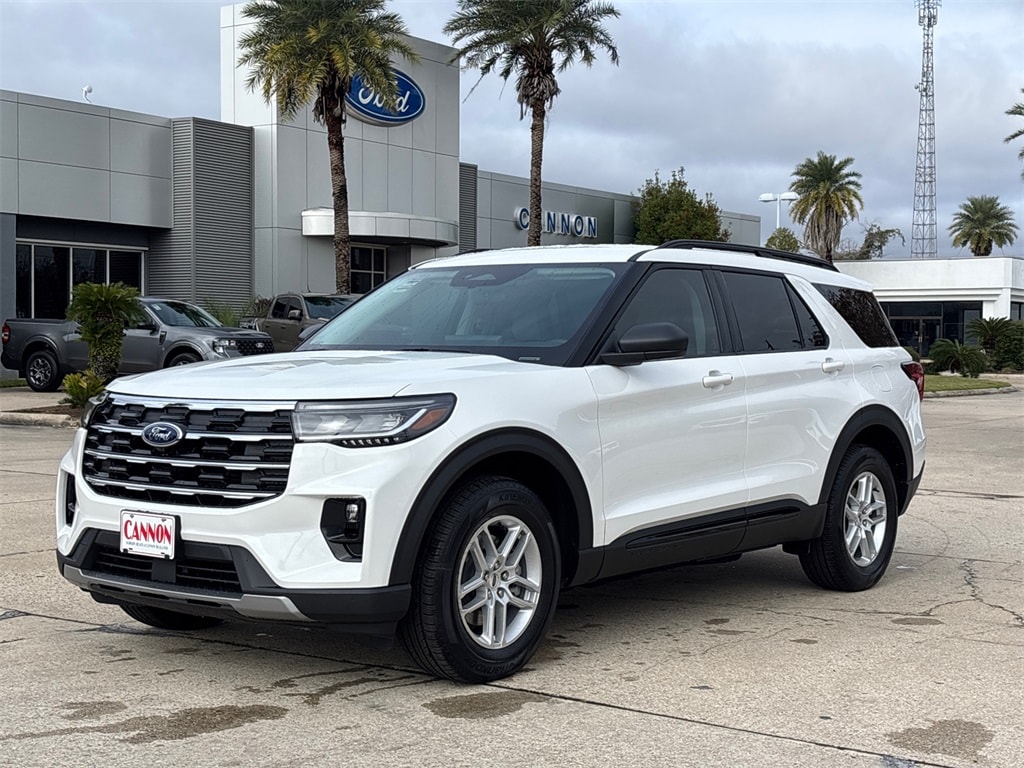 2026 Ford Explorer's photo