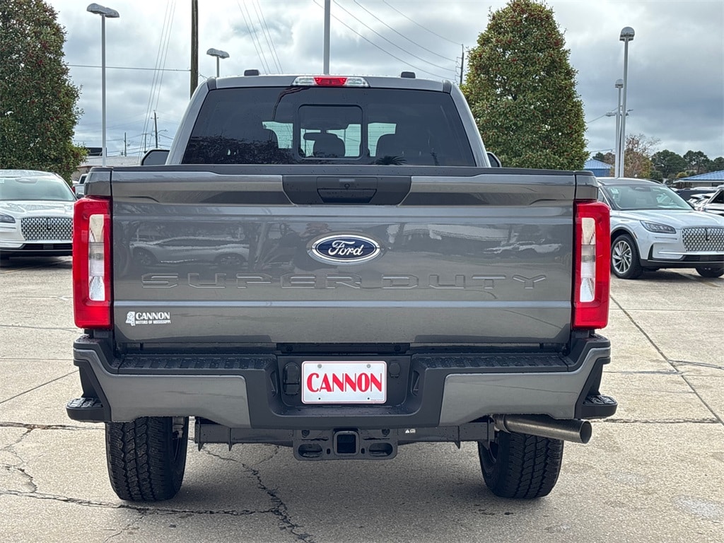 New 2026 Ford F-250 XL Truck Crew Cab