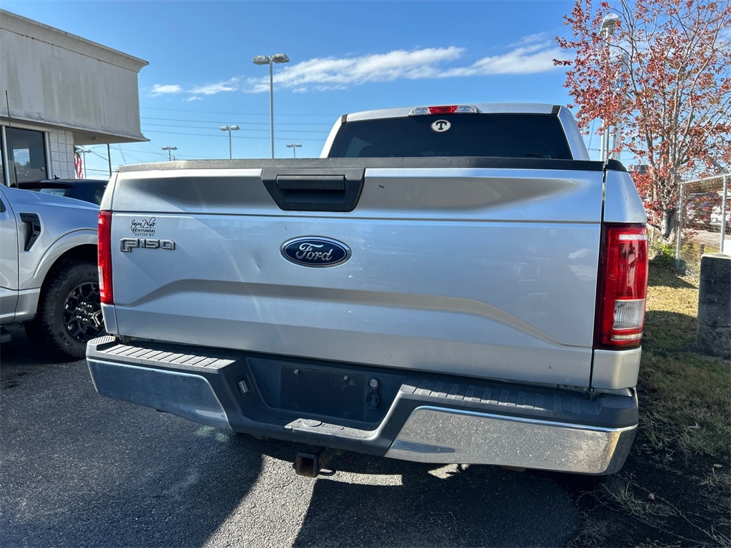 Used 2017 Ford F-150 XLT Truck SuperCrew Cab