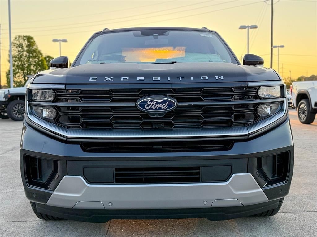 New 2025 Ford Expedition Platinum SUV