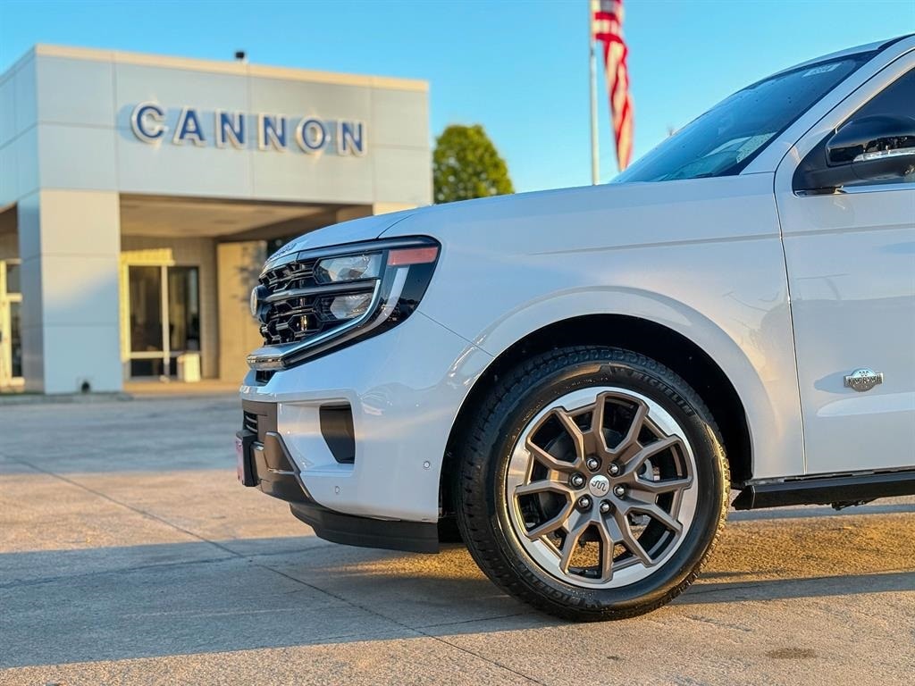 New 2025 Ford Expedition King Ranch SUV