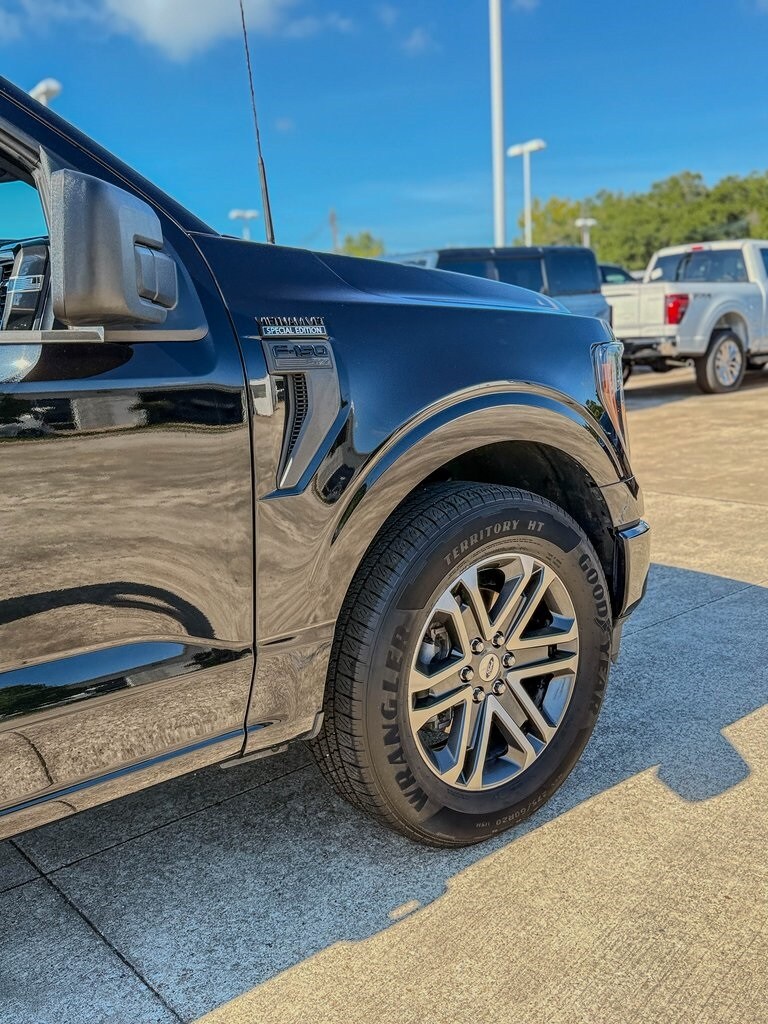2023 Ford F-150 XL photo 4