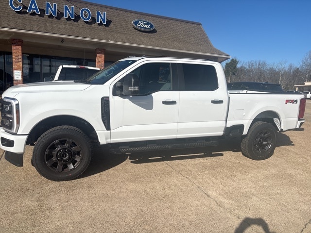 2026 Ford F-250 Super Duty XL's photo