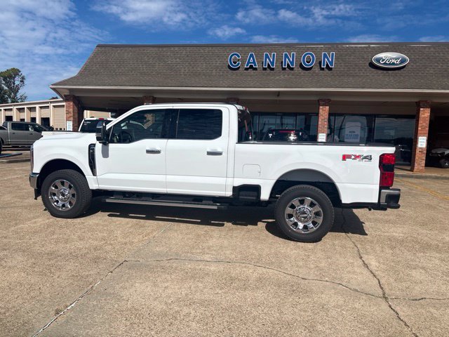New 2027 Ford F-250SD Lariat Truck