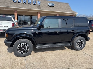 2026 Ford Bronco Outer Banks SUV