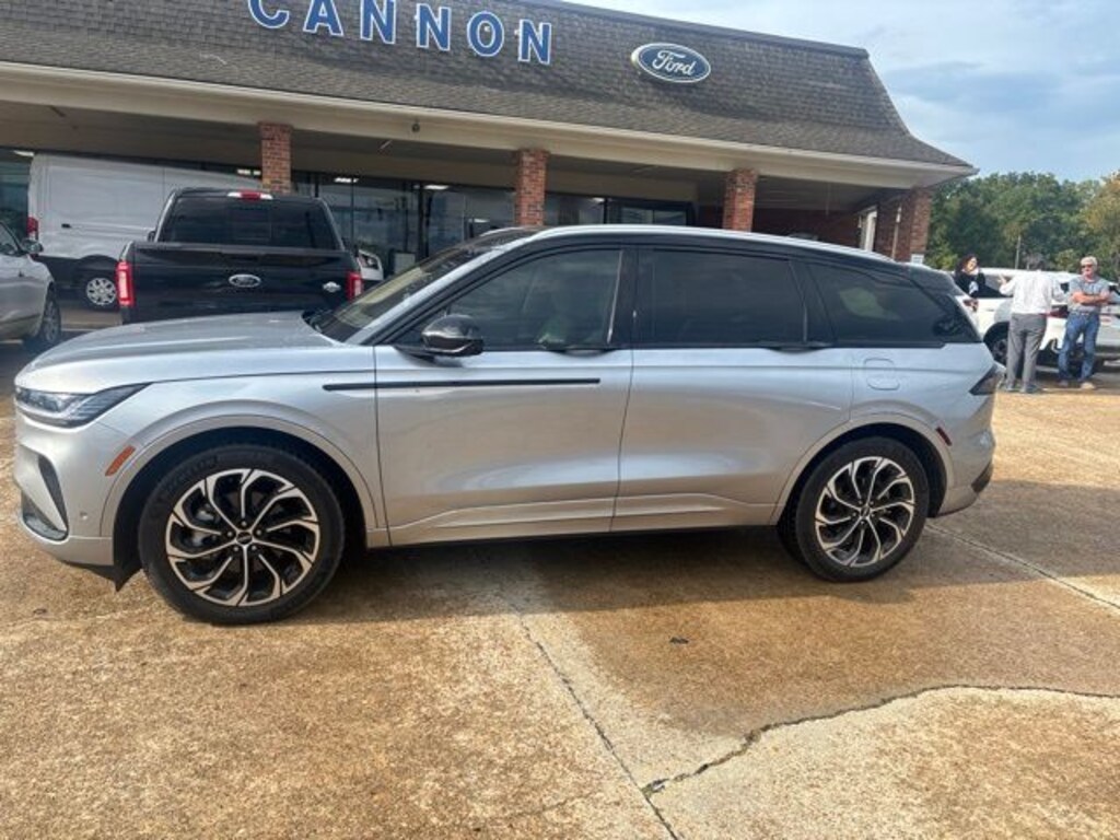 Certified 2024 Lincoln Nautilus Reserve SUV
