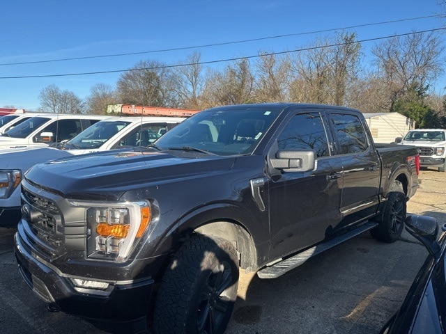 2022 Ford F-150 XLT's photo