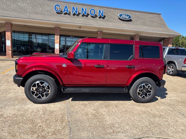 New 2026 Ford Bronco Outer Banks SUV