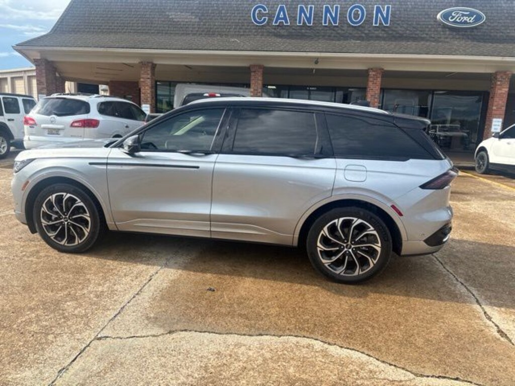 Certified 2024 Lincoln Nautilus Reserve SUV