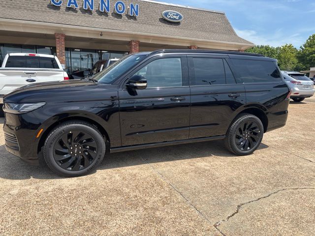 2027 Lincoln Navigator