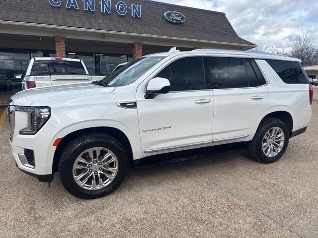 2022 GMC Yukon SLT's photo