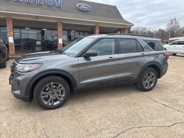 2026 Ford Explorer Active's photo