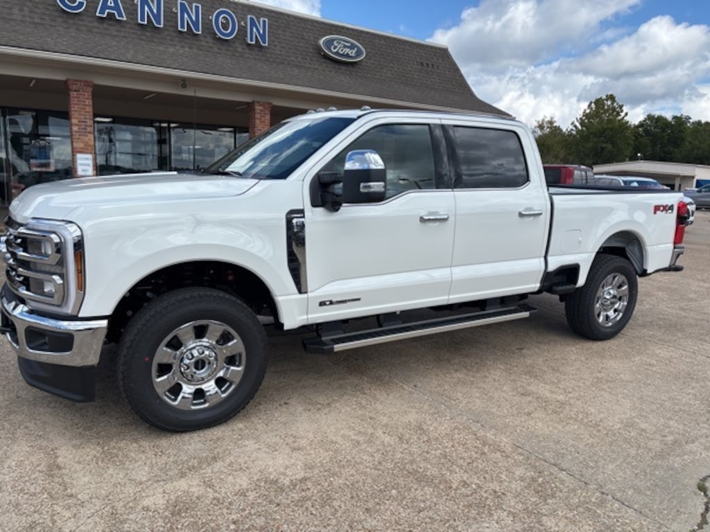 New 2026 Ford F-250SD Lariat Truck