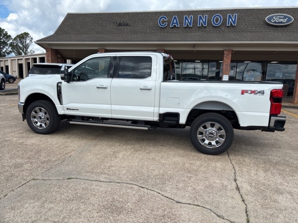 New 2026 Ford F-250SD Lariat Truck