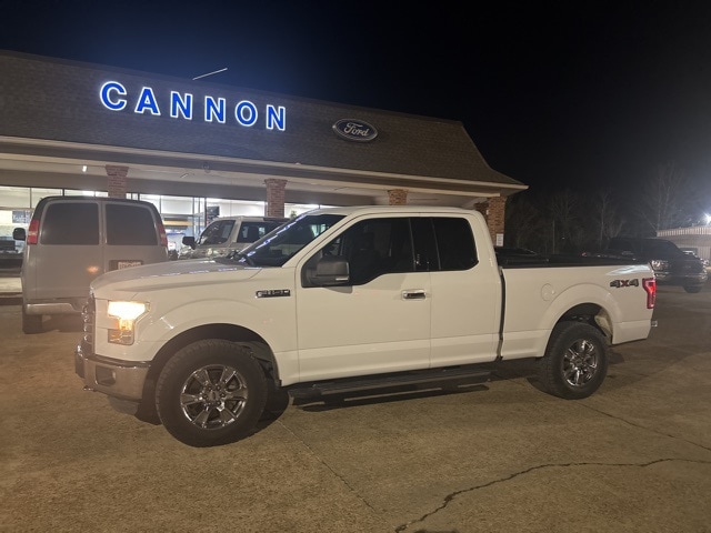 2015 Ford F-150 XLT's photo