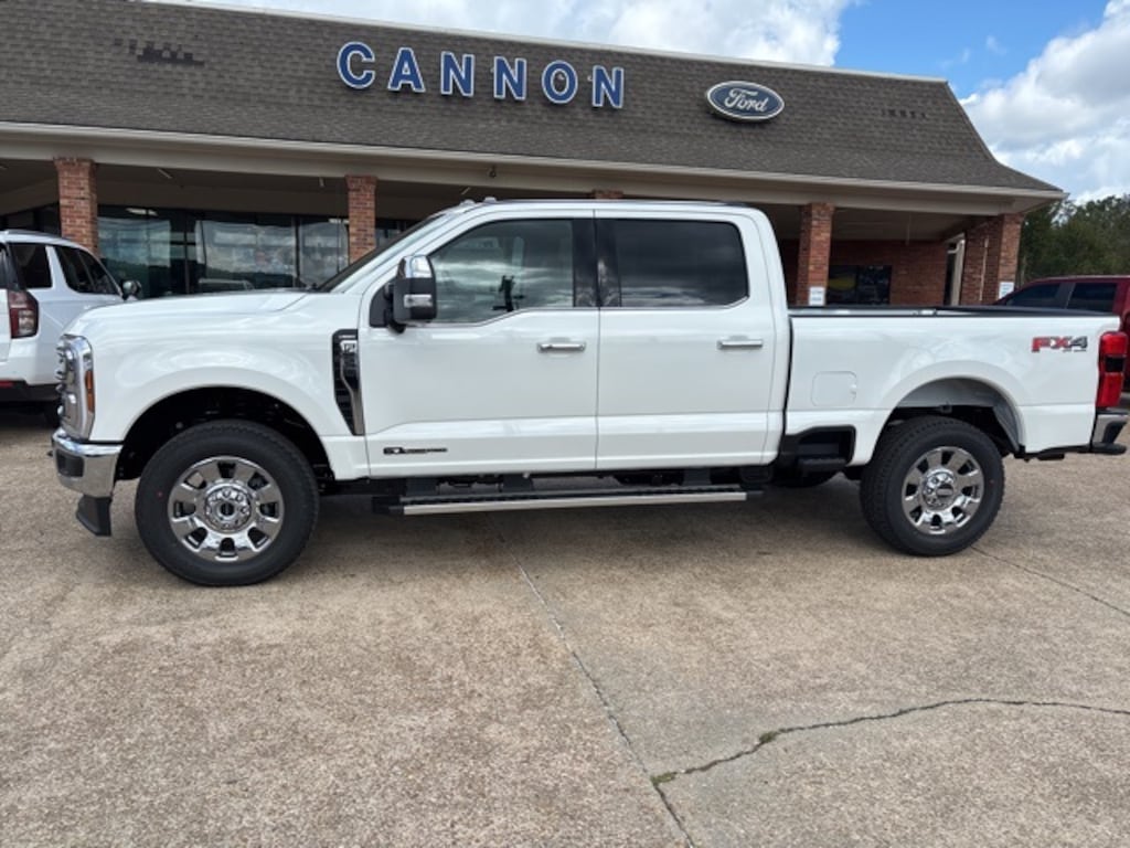New 2026 Ford F-250SD Lariat Truck