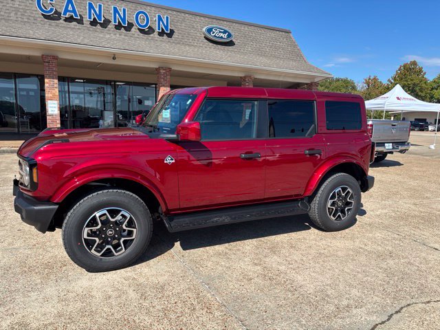 New 2026 Ford Bronco Outer Banks SUV